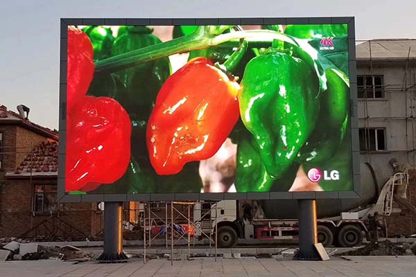 Outdoor-Commercial-LED-Display